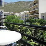 Plaza 3* لوتراكي