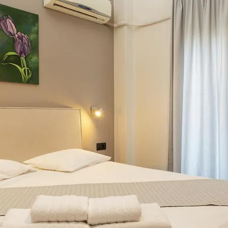 Plaza 3* Loutraki (Corinthia)