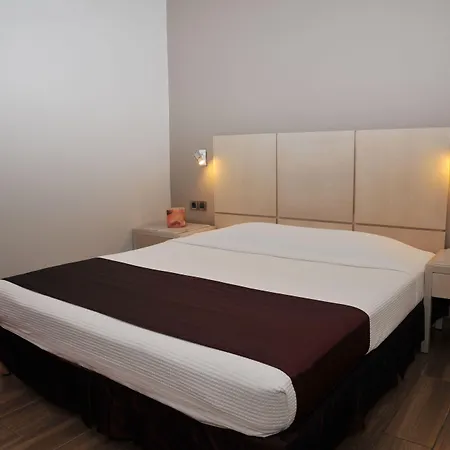 Plaza Hotel Loutráki