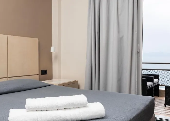 Plaza 3* Lutráki