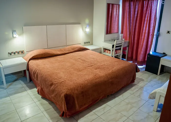 Plaza Hotell Loutráki