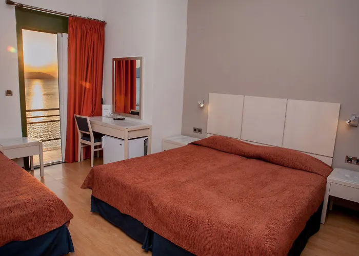 Plaza Szálloda 3*